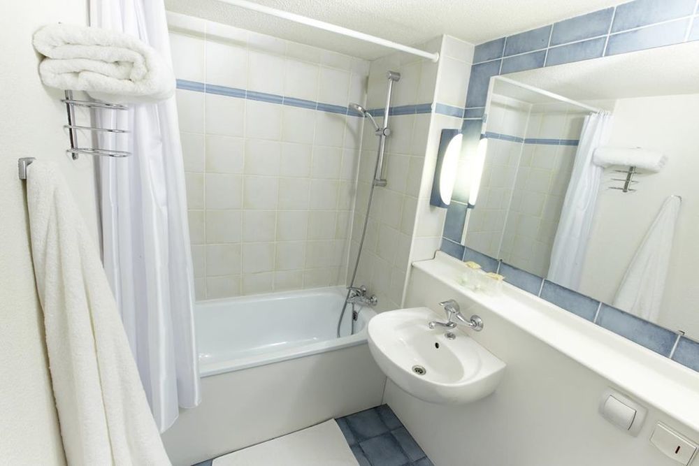 Hotel Campanile אנטיב חדר תמונה