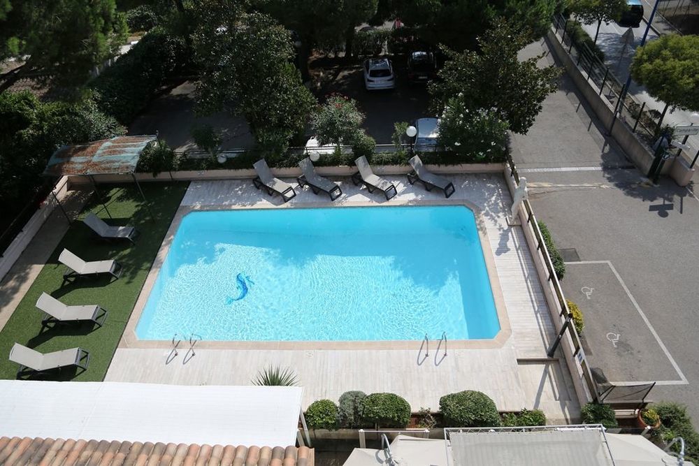 Hotel Campanile אנטיב מתקנים תמונה